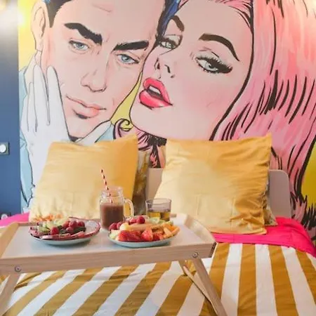Popart Jacuzzi & Sauna De Gamme 公寓 *