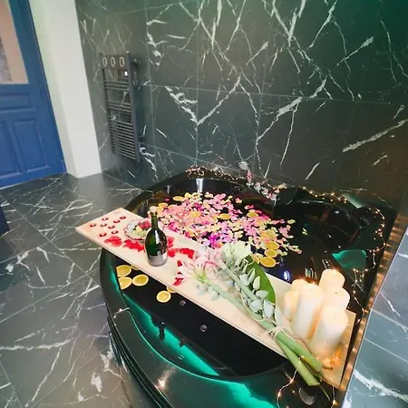 公寓 Popart Jacuzzi & Sauna De Gamme 牟罗兹