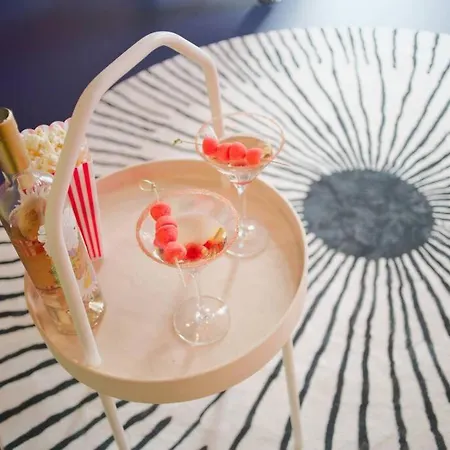 Popart Jacuzzi & Sauna De Gamme * 牟罗兹