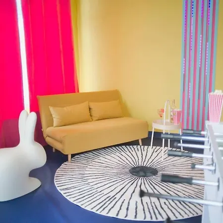 公寓 Popart Jacuzzi & Sauna De Gamme