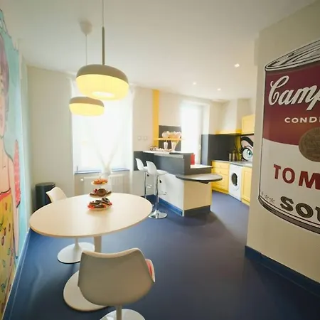 公寓 Popart Jacuzzi & Sauna De Gamme